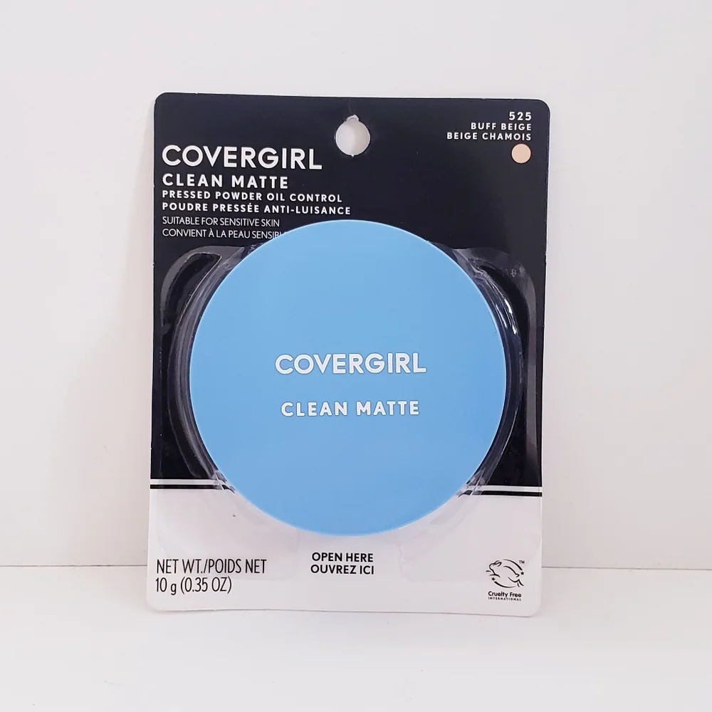 ⭐4/$15 CoverGirl Clean Oil Control Pressed Powder Buff Beige